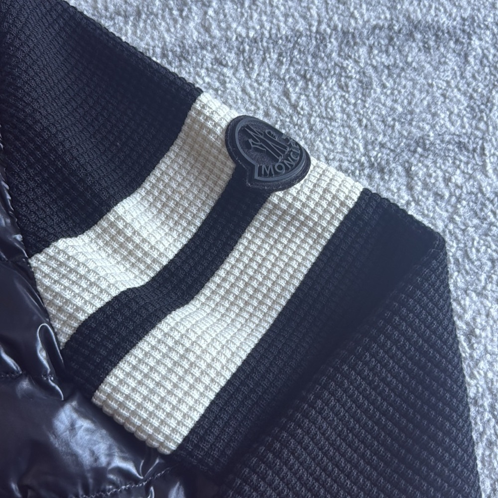 Moncler jacket - Picture 2 of 6